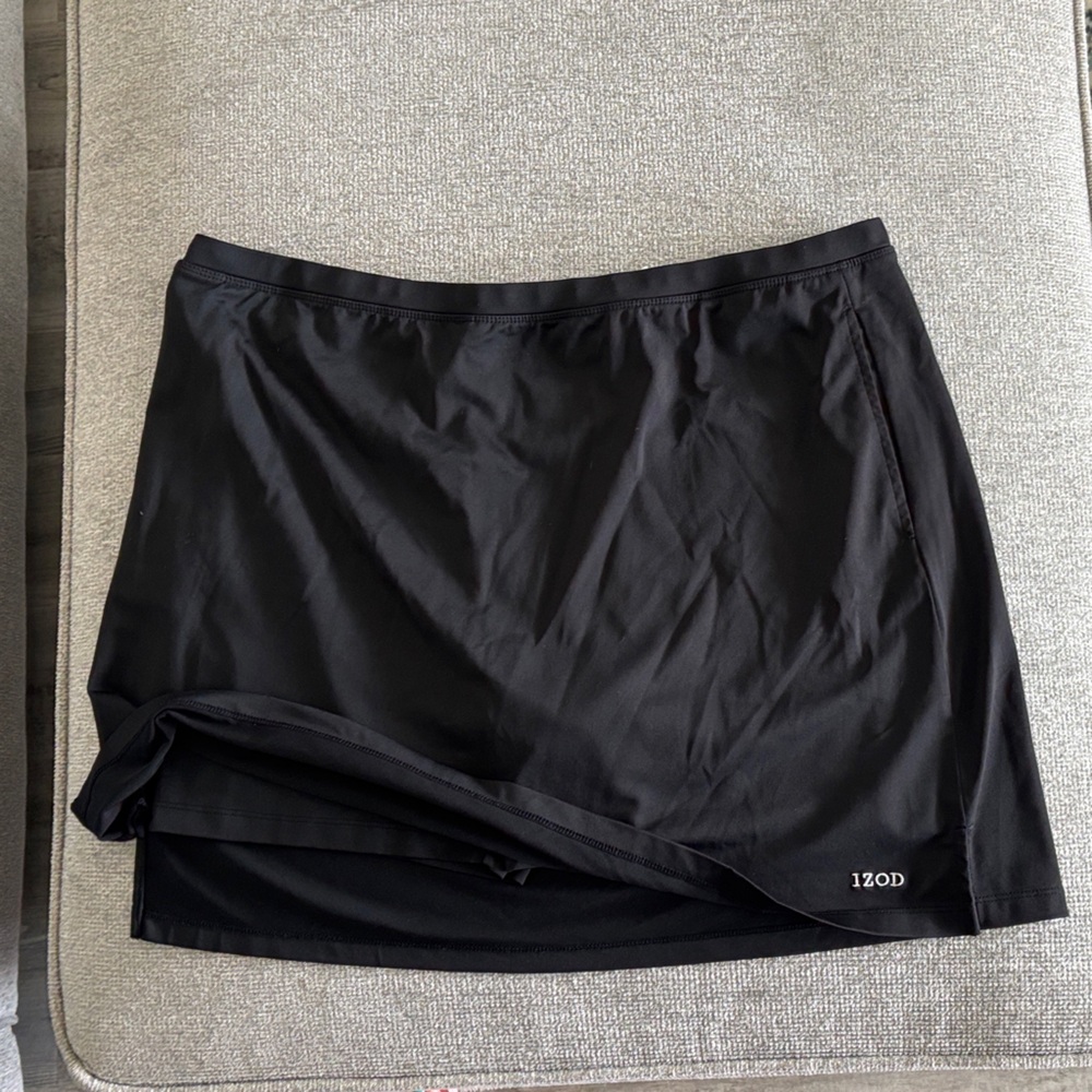Black IZod Athletic Skort